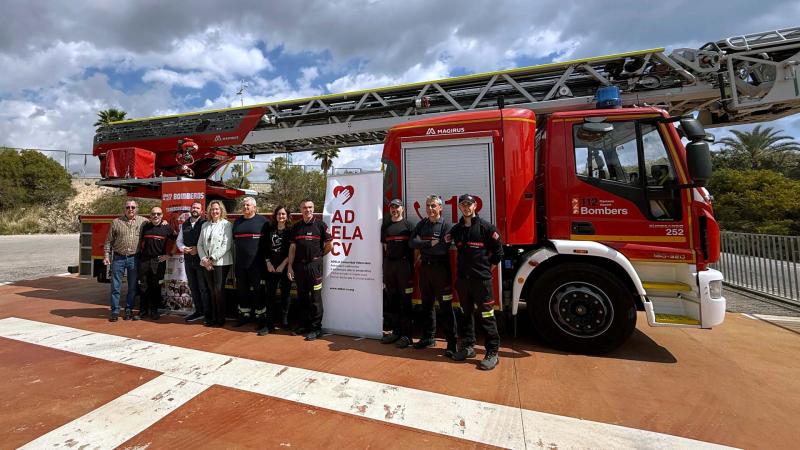 Una carrera solidaria organizada por los bomberos de Benidorm recaudará fondos para los enfermos de ELA